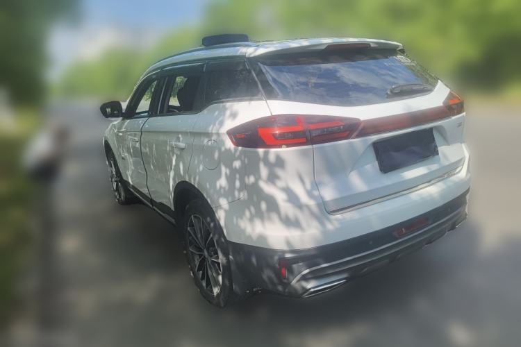 Used Geely Auto Emgrand X7 Sport 2018 1.8TD Automatic Two-Wheel Drive ZhiZun Model with 4G Connectivity Rear Left 45 Deg