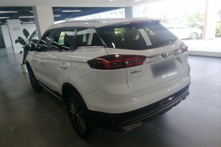 Used Geely Auto Emgrand X7 Sport 2018 1.8TD Automatic Two-Wheel Drive ZhiZun Model with 4G Connectivity Rear Left 45 Deg