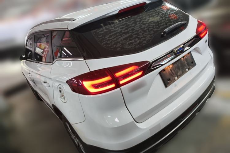 Used Geely Auto Emgrand X7 Sport 2018 1.8TD Automatic Two-Wheel Drive Smart Connect 4G Internet Edition Rear Left 45 Deg