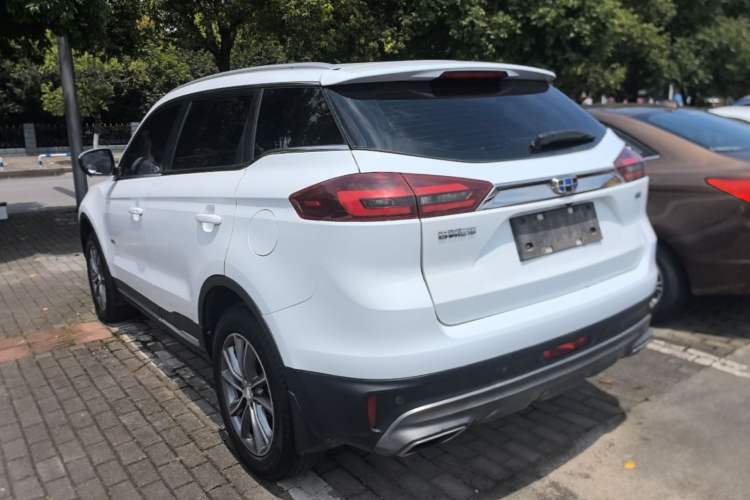 Used Geely Auto Emgrand X7 Sport 2018 1.8TD Automatic Two-Wheel Drive Smart Connect 4G Internet Edition Rear Left 45 Deg