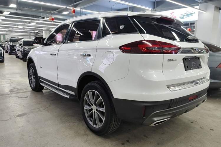 Used Geely Auto Emgrand X7 Sport 2018 1.8TD Automatic Two-Wheel Drive Smart Connect 4G Internet Edition Rear Left 45 Deg