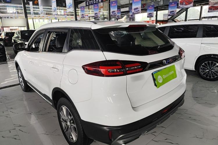Used Geely Auto Emgrand X7 Sport 2018 1.8TD Automatic Two-Wheel Drive Smart Connect 4G Internet Edition Rear Left 45 Deg