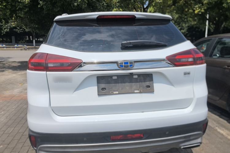 Used Geely Auto Emgrand X7 Sport 2018 1.8TD Automatic Two-Wheel Drive Smart Connect 4G Internet Edition Rear