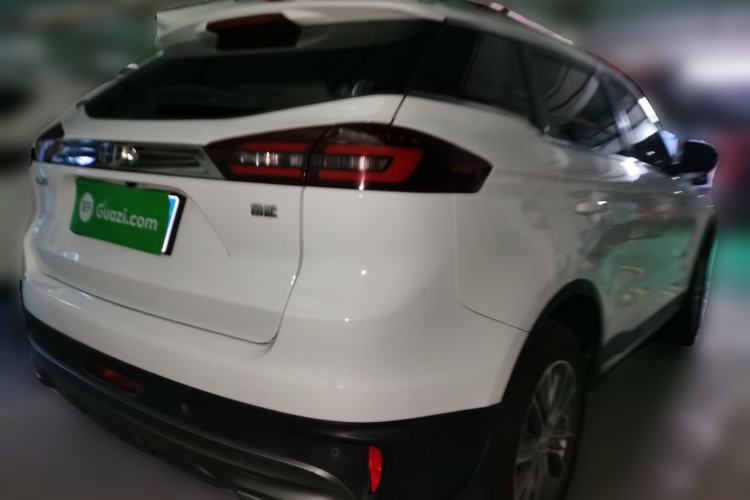 Used Geely Auto Emgrand X7 Sport 2018 Revised Version 1.8TD Automatic Two-Wheel Drive Smart 4G Connectivity Edition Rear Right 45 Deg