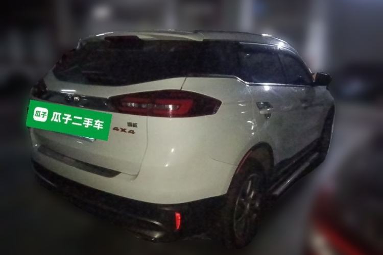 Used Geely Auto Emgrand X7 Sport 2018 1.8TD Automatic Two-Wheel Drive Smart Connect 4G Internet Edition Rear Right 45 Deg
