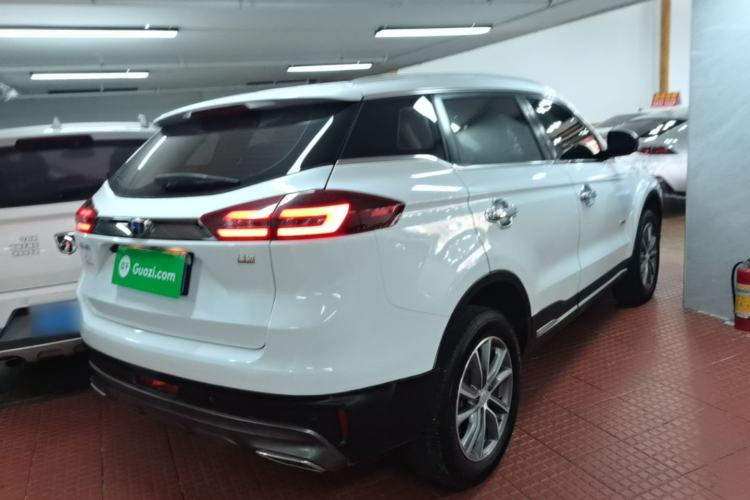 Used Geely Auto Emgrand X7 Sport 2018 1.8TD Automatic Two-Wheel Drive Smart Connect 4G Internet Edition Rear Right 45 Deg