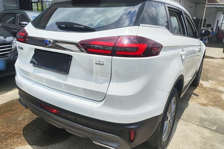 Used Geely Auto Emgrand X7 Sport 2018 1.8TD Automatic Two-Wheel Drive Smart Connect 4G Internet Edition Rear Right 45 Deg