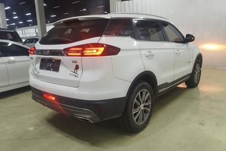 Used Geely Auto Emgrand X7 Sport 2018 1.8TD Automatic Two-Wheel Drive Zhiya Model Rear Right 45 Deg