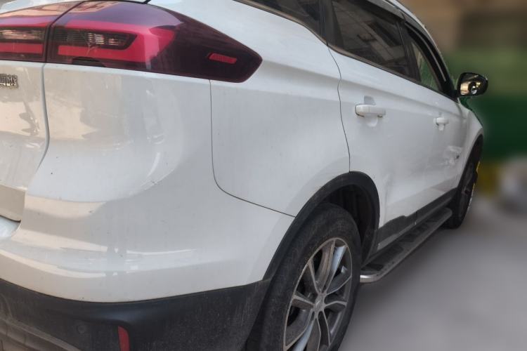 Used Geely Auto Emgrand X7 Sport 2018 1.8TD Automatic Two-Wheel Drive Zhiya Model Rear Right 45 Deg