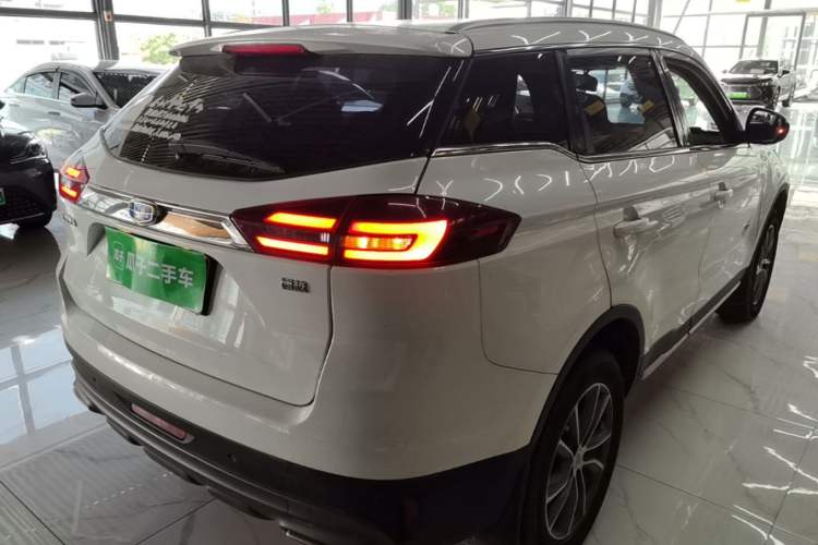 Used Geely Auto Emgrand X7 Sport 2018 1.8TD Automatic Two-Wheel Drive Smart Connect 4G Internet Edition Rear Right 45 Deg