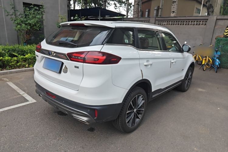 Used Geely Auto Emgrand X7 Sport 2018 1.8TD Automatic Two-Wheel Drive ZhiZun Model with 4G Connectivity Rear Right 45 Deg