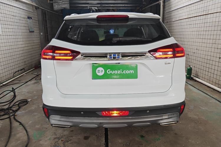 Used Geely Auto Emgrand X7 Sport 2018 1.8TD Automatic Two-Wheel Drive Smart Connect 4G Internet Edition Rear