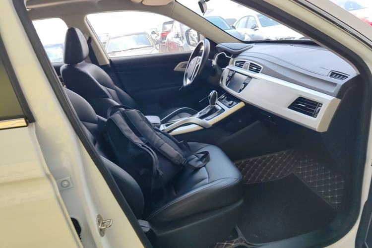 Used Geely Auto Emgrand X7 Sport 2018 1.8TD Automatic Two-Wheel Drive Zhiya Model Right Front Seat