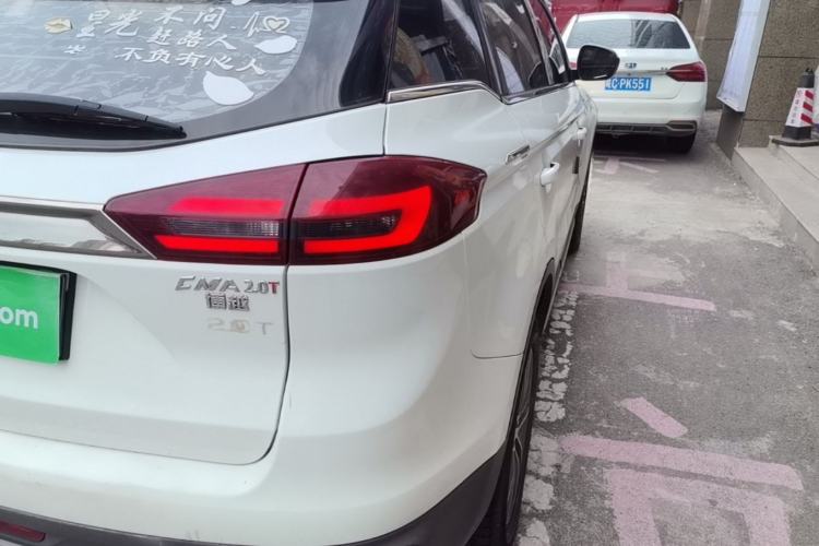 Used Geely Auto Emgrand X7 Sport 2018 1.8TD Automatic Two-Wheel Drive Zhiya Model Right Rear Taillight