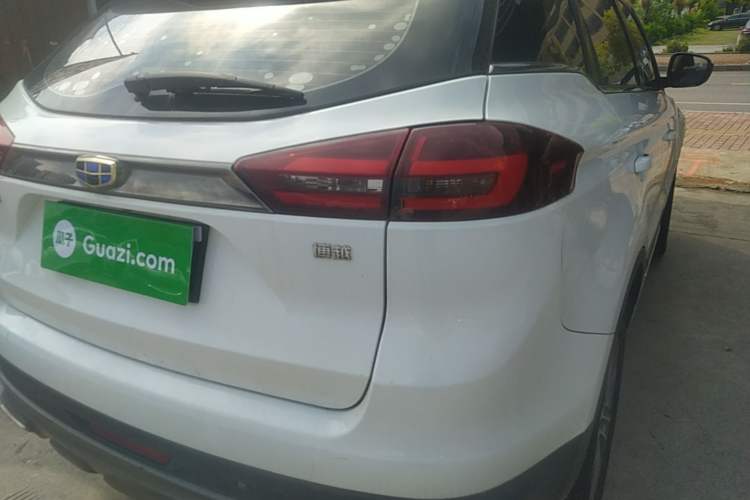 Used Geely Auto Emgrand X7 Sport 2018 1.8TD Automatic Two-Wheel Drive Zhiya Model Right Rear Taillight