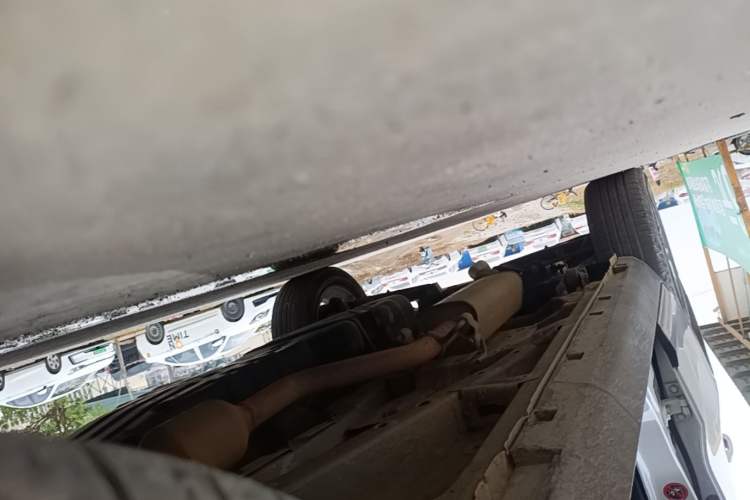 Used Geely Auto Emgrand X7 Sport 2018 1.8TD Automatic Two-Wheel Drive Smart Connect 4G Internet Edition Right Side Sill
