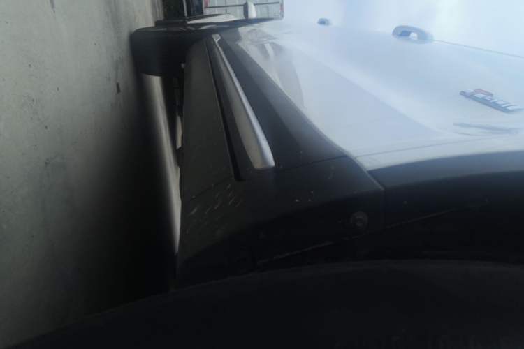 Used Geely Auto Emgrand X7 Sport 2018 1.8TD Automatic Two-Wheel Drive Zhiya Model Right Side Sill