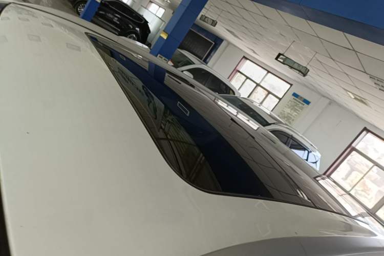 Used Geely Auto Emgrand X7 Sport 2018 1.8TD Automatic Two-Wheel Drive Smart Connect 4G Internet Edition Roof