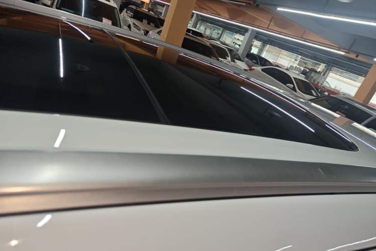 Used Geely Auto Emgrand X7 Sport 2018 1.8TD Automatic Two-Wheel Drive Smart 4G Connected Version Roof