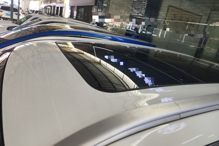 Used Geely Auto Emgrand X7 Sport 2018 1.8TD Automatic Two-Wheel Drive Smart Connect 4G Internet Edition Roof