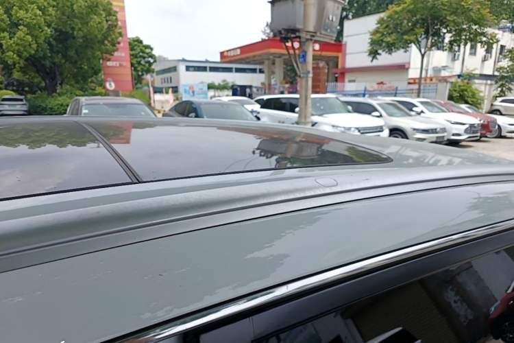 Used Geely Auto Emgrand X7 Sport 2018 1.8TD Automatic Two-Wheel Drive Smart Connect 4G Internet Edition Roof