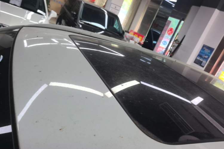Used Geely Auto Emgrand X7 Sport 2018 1.8TD Automatic Two-Wheel Drive Smart Connect 4G Internet Edition Roof