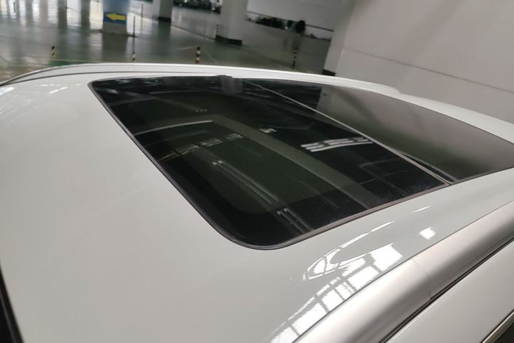 Used Geely Auto Emgrand X7 Sport 2018 1.8TD Automatic Two-Wheel Drive Smart Connect 4G Internet Edition Roof