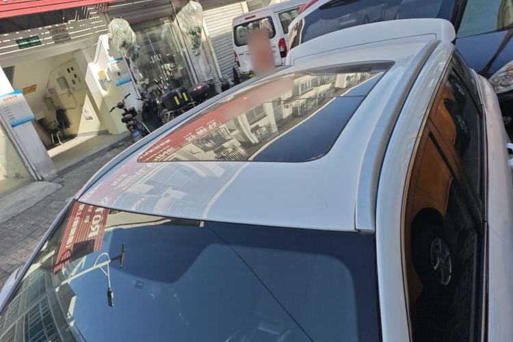 Used Geely Auto Emgrand X7 Sport 2018 1.8TD Automatic Two-Wheel Drive Smart Connect 4G Internet Edition Roof