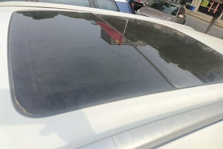 Used Geely Auto Emgrand X7 Sport 2018 1.8TD Automatic Two-Wheel Drive Zhiya Model Roof