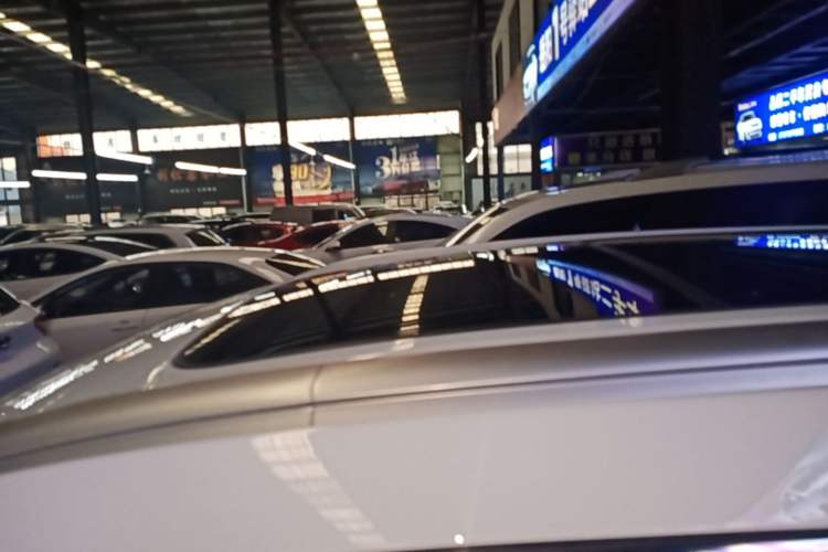 Used Geely Auto Emgrand X7 Sport 2018 1.8TD Automatic Two-Wheel Drive Smart Connect 4G Internet Edition Roof