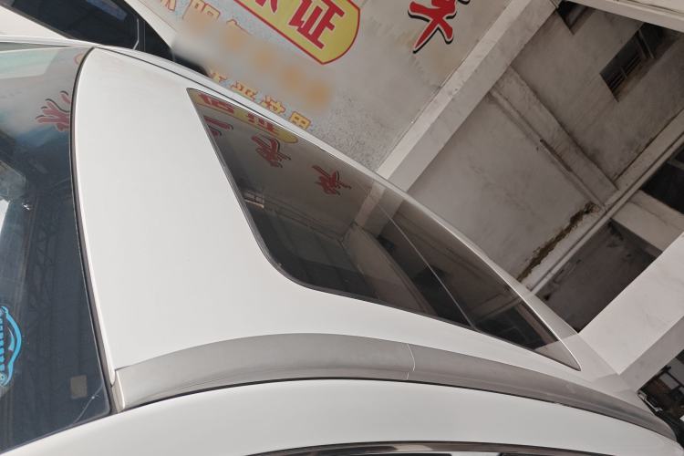 Used Geely Auto Emgrand X7 Sport 2018 1.8TD Automatic Two-Wheel Drive Smart Connect 4G Internet Edition Roof
