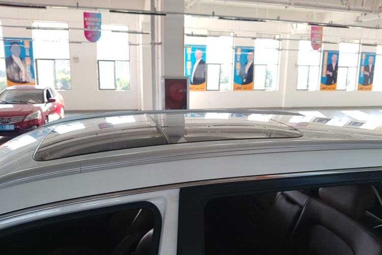 Used Geely Auto Emgrand X7 Sport 2018 1.8TD Automatic All-Wheel-Drive ZhiZun Model with 4G Connectivity Roof