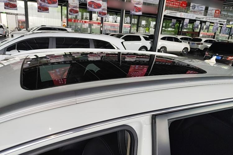 Used Geely Auto Emgrand X7 Sport 2018 1.8TD Automatic Two-Wheel Drive Smart Connect 4G Internet Edition Roof