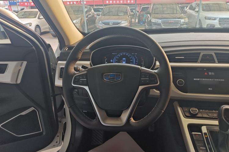 Used Geely Auto Emgrand X7 Sport 2018 1.8TD Automatic Two-Wheel Drive Smart Connect 4G Internet Edition Steering Wheel