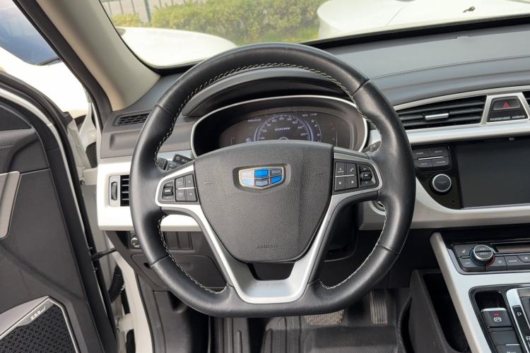 Used Geely Auto Emgrand X7 Sport 2018 1.8TD Automatic Two-Wheel Drive Smart Connect 4G Internet Edition Steering Wheel