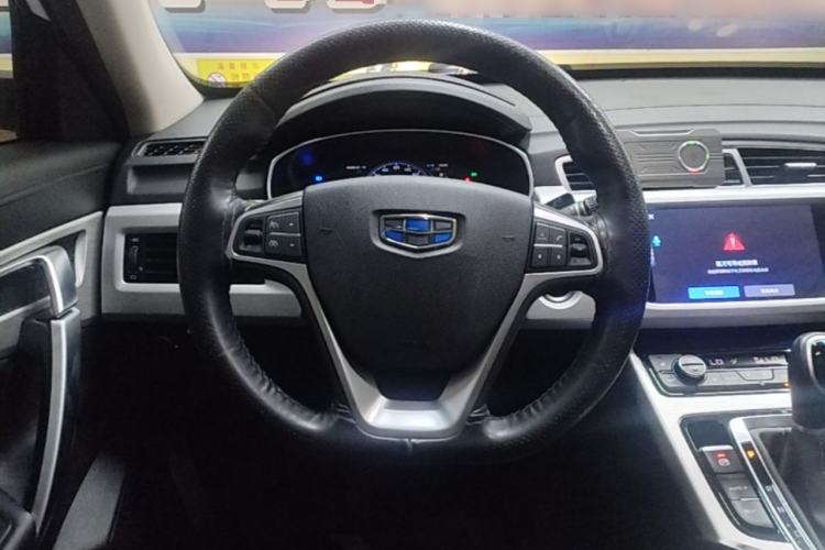 Used Geely Auto Emgrand X7 Sport 2018 1.8TD Automatic Two-Wheel Drive Smart Connect 4G Internet Edition Steering Wheel