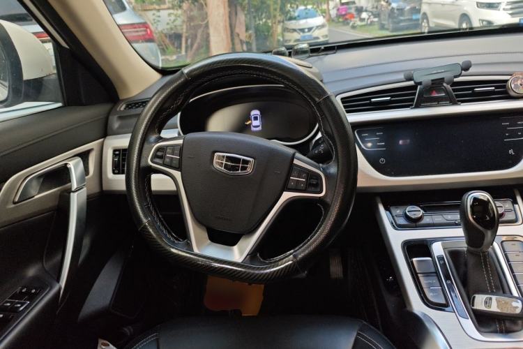 Used Geely Auto Emgrand X7 Sport 2018 1.8TD Automatic Two-Wheel Drive Smart 4G Connected Version Steering Wheel