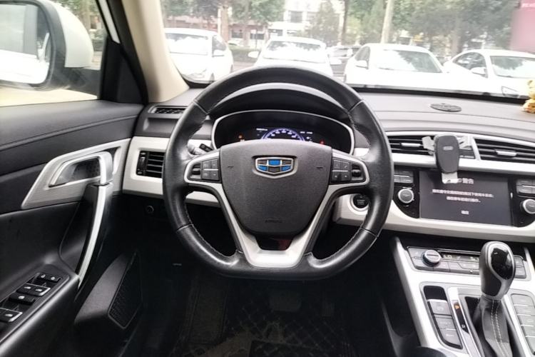 Used Geely Auto Emgrand X7 Sport 2018 1.8TD Automatic Two-Wheel Drive Smart Connect 4G Internet Edition Steering Wheel