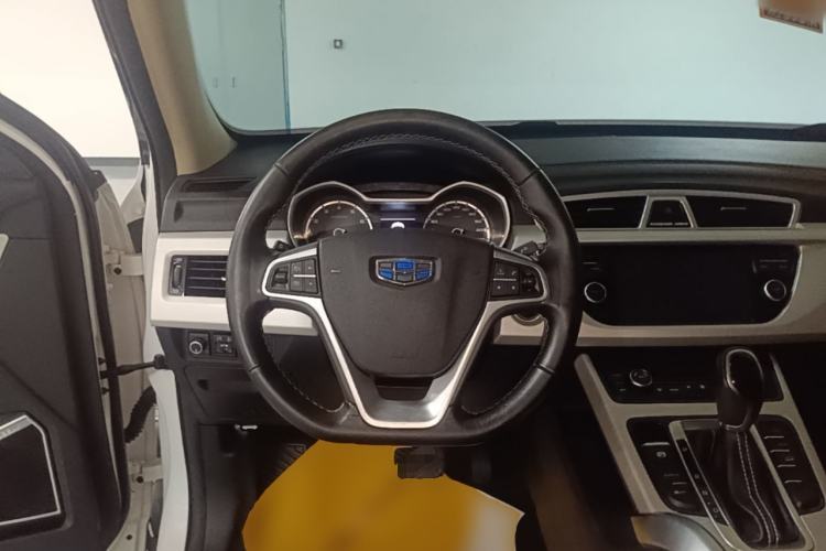 Used Geely Auto Emgrand X7 Sport 2018 1.8TD Automatic Two-Wheel Drive Zhiya Model Steering Wheel