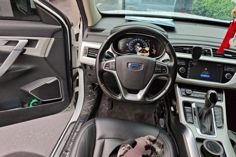 Used Geely Auto Emgrand X7 Sport 2018 1.8TD Automatic Two-Wheel Drive Smart Connect 4G Internet Edition Steering Wheel