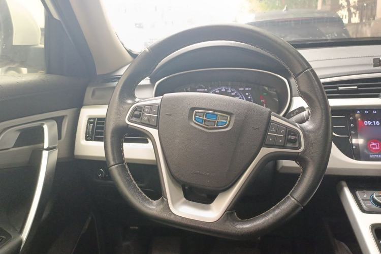 Used Geely Auto Emgrand X7 Sport 2018 1.8TD Automatic Two-Wheel Drive Smart Connect 4G Internet Edition Steering Wheel