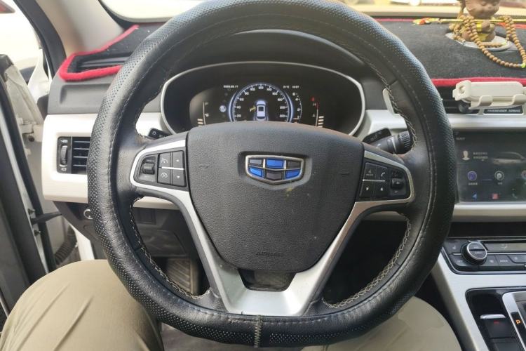 Used Geely Auto Emgrand X7 Sport 2018 1.8TD Automatic Two-Wheel Drive Smart Connect 4G Internet Edition Steering Wheel