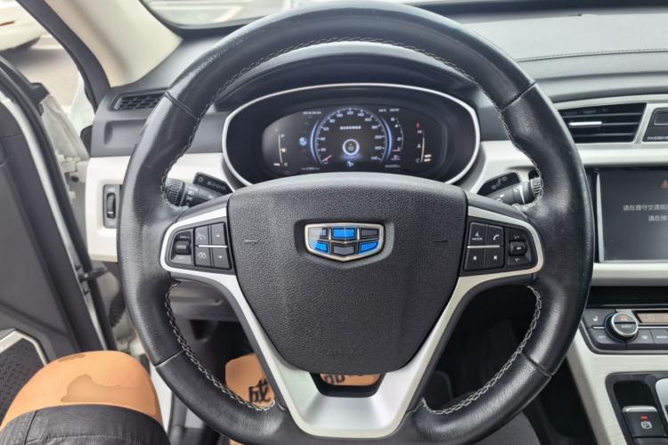 Used Geely Auto Emgrand X7 Sport 2018 1.8TD Automatic Two-Wheel Drive Smart Connect 4G Internet Edition Steering Wheel