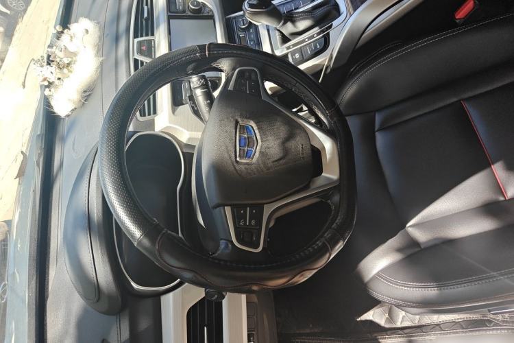Used Geely Auto Emgrand X7 Sport 2018 1.8TD Automatic Two-Wheel Drive Smart Connect 4G Internet Edition Steering Wheel