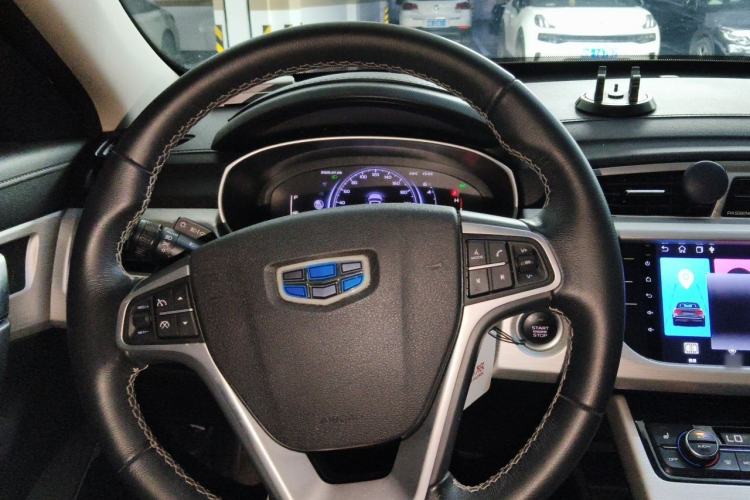 Used Geely Auto Emgrand X7 Sport 2018 Revised Version 1.8TD Automatic Two-Wheel Drive Smart Connectivity 4G-Enabled Edition Steering Wheel