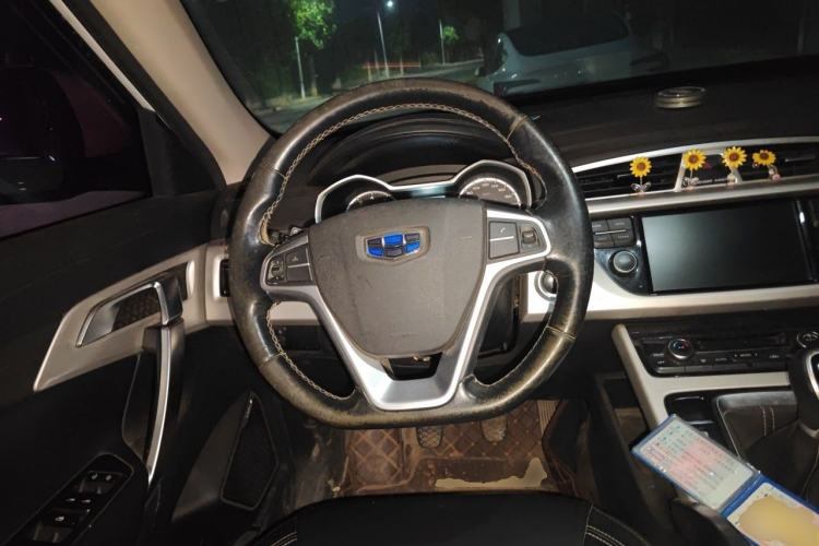 Used Geely Auto Emgrand X7 Sport 2018 2.0L Manual Two-Wheel Drive Zhiya Version Steering Wheel