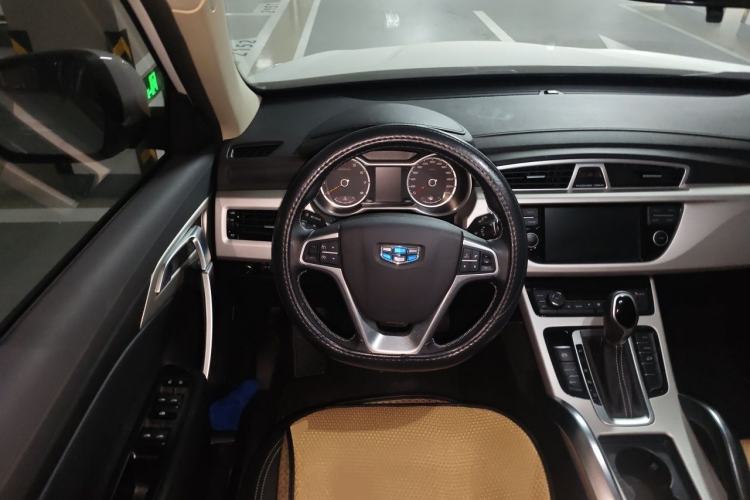 Used Geely Auto Emgrand X7 Sport 2018 1.8TD Automatic Two-Wheel Drive Zhiya Model Steering Wheel