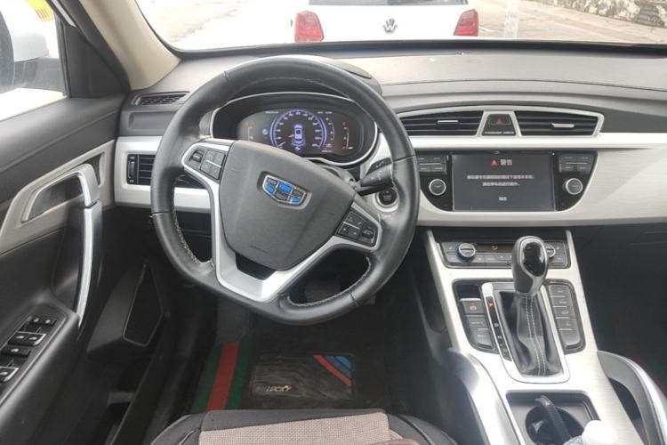 Used Geely Auto Emgrand X7 Sport 2018 1.8TD Automatic Two-Wheel Drive Smart Connect 4G Internet Edition Steering Wheel
