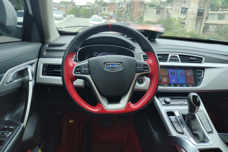 Used Geely Auto Emgrand X7 Sport 2018 1.8TD Automatic Two-Wheel Drive Smart Connect 4G Internet Edition Steering Wheel