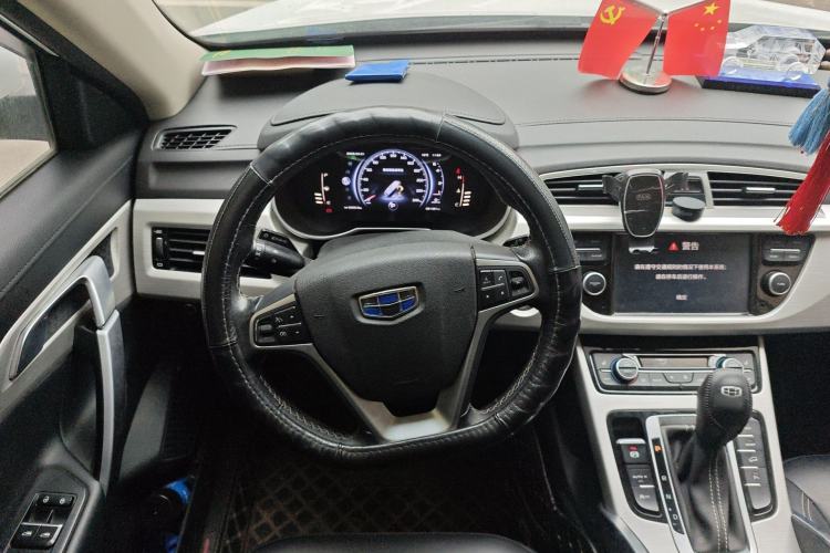 Used Geely Auto Emgrand X7 Sport 2018 1.8TD Automatic Two-Wheel Drive Smart Connect 4G Internet Edition Steering Wheel
